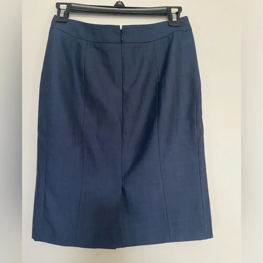 Ann Taylor navy skirt suit 0P - Picture 2 of 9